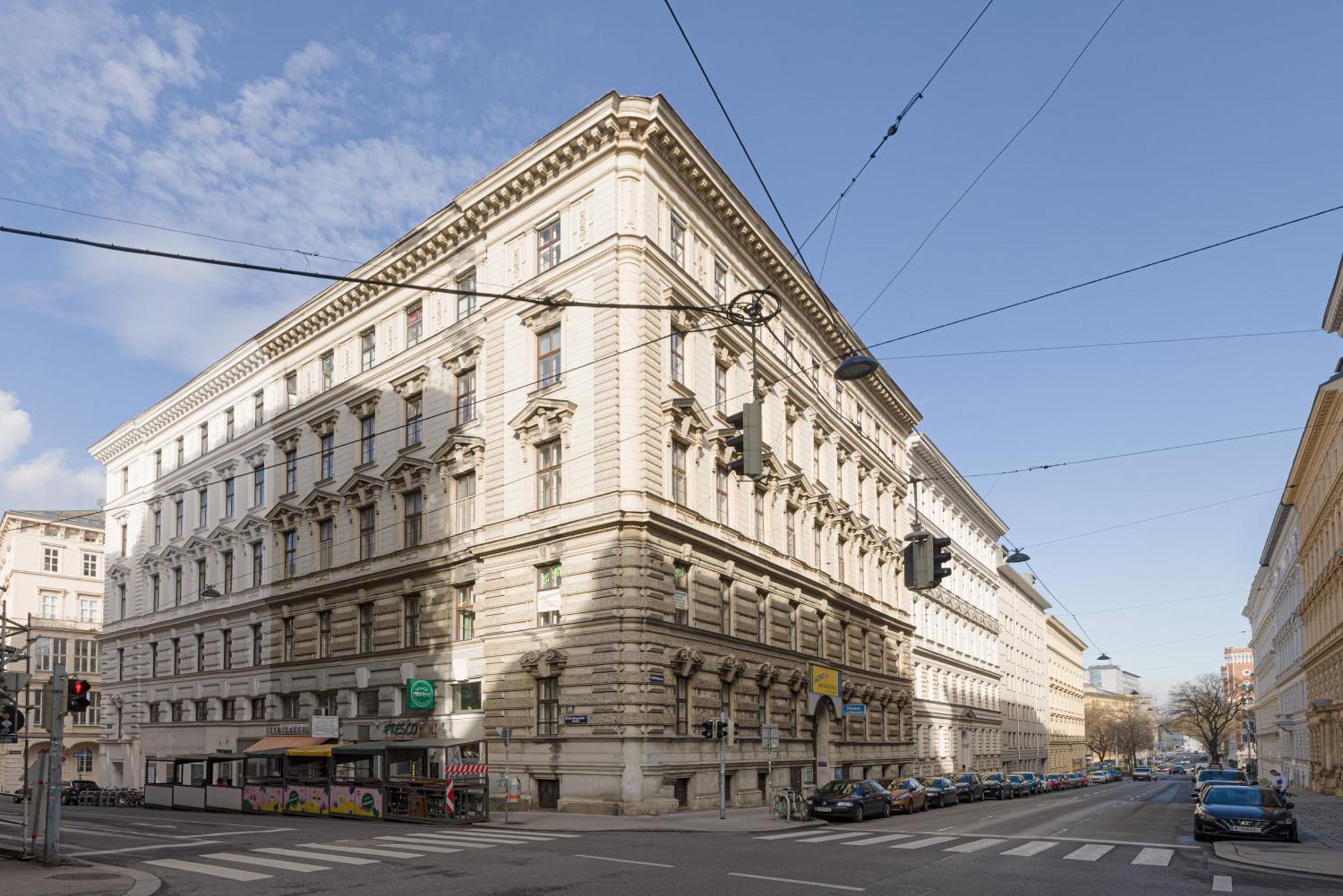 Votiv Pensiune Viena